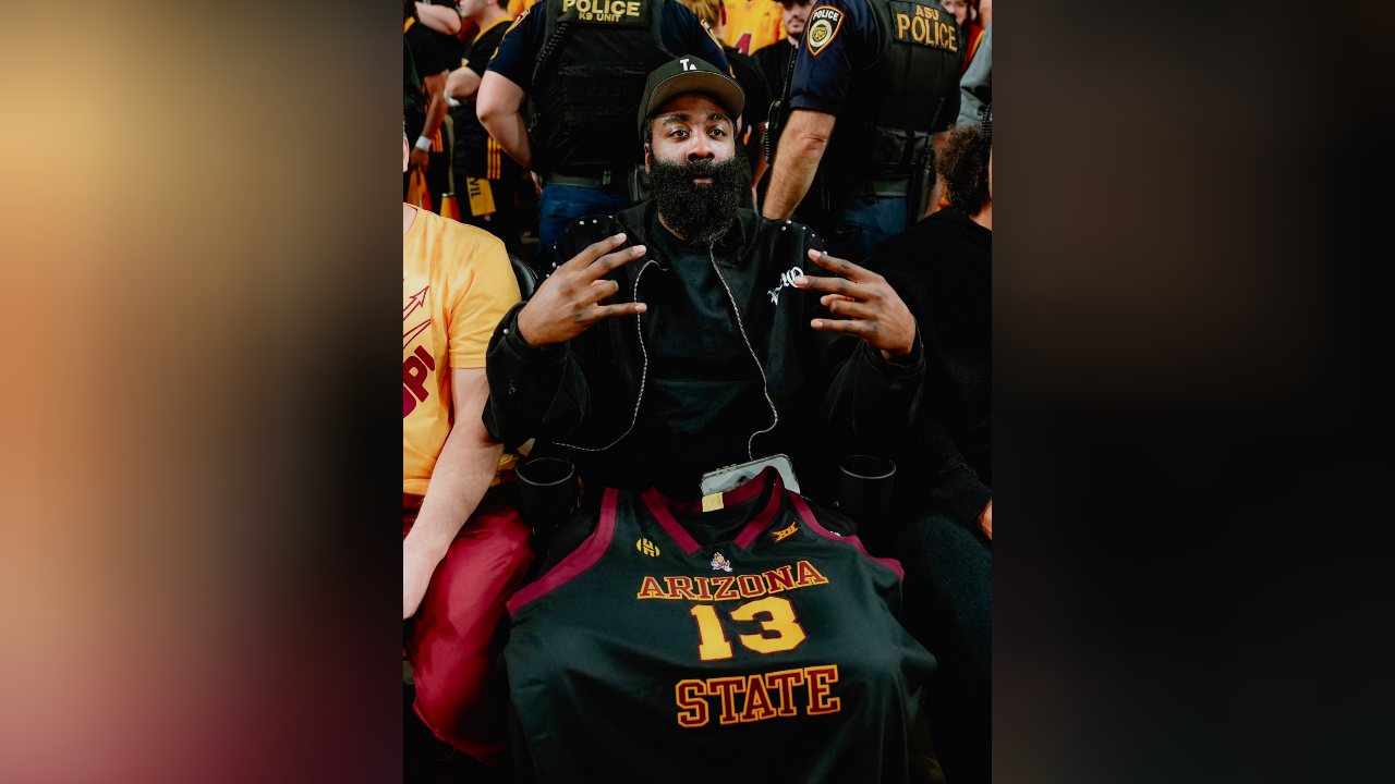 开云体育-关于哈登回归赛场，赛况扑朔迷离首场状态亮眼，MAD观众沸腾！的信息